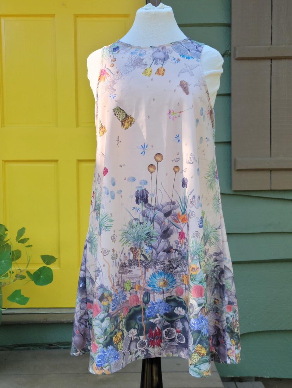 Artwear Botanical Scenic Print A-Line Shift Dress Dark Botanical Museum Core